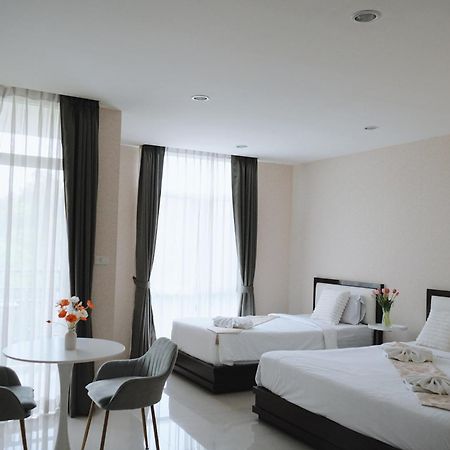 Herry Residence Chiang Mai Luaran gambar