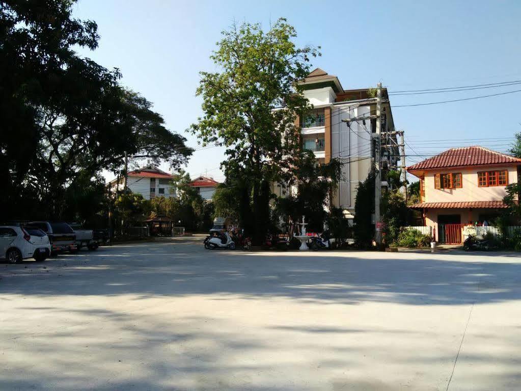 Herry Residence Chiang Mai Luaran gambar